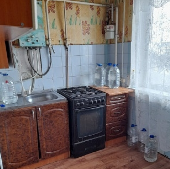 Продам 3-к квартиру на Черемушках Макеевка