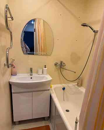 Срочная сдача крупногабаритной двухкомнатной квартиры по адресу Киевский район Донецк