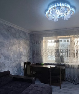 Продам 3-к в самом Центре Макеевки, Центральный м-н Макеевка