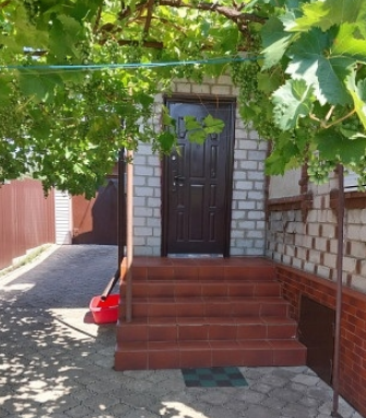 Продам 2 Дома в Центрально-Городском районе Макеевка