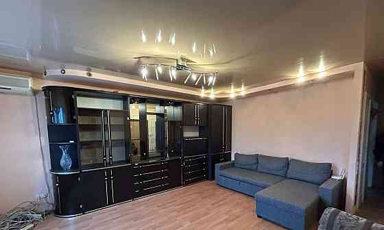 Сдам двухкомнатную квартиру, улица Артёма Этаж Донецк