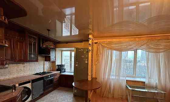 Сдам двухкомнатную квартиру, улица Артёма Этаж Донецк