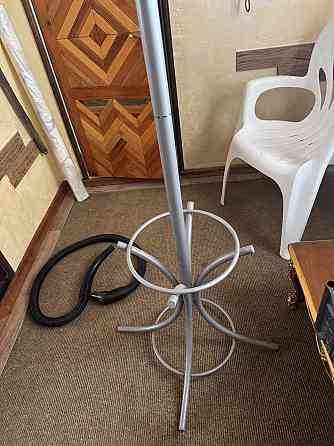 Продам вешалку Донецк