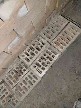 Продам кирпич Донецк