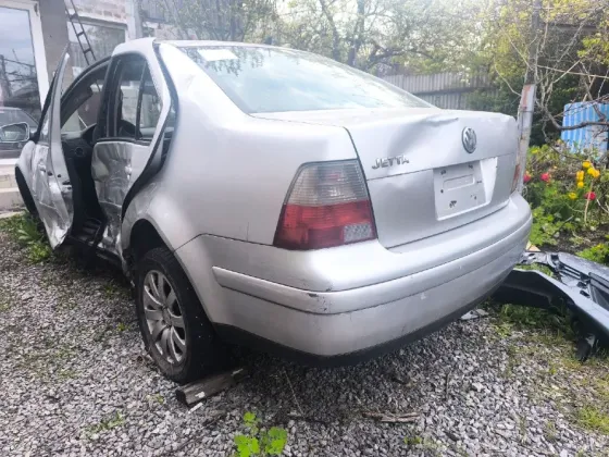 запчасти volkswagen jetta a4 2001г 2.0 бензин мкпп Донецк