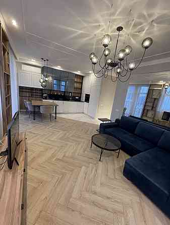 Сдаю 3 к.кВ, Ворошиловский район, улица Университетская 46Б, кинотеатр Звездочка Донецк