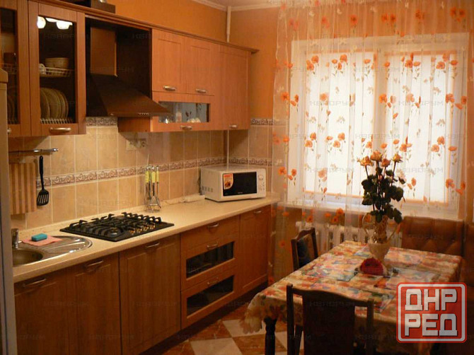 Сдам квартиру на Зеленом. Макеевка - изображение 1