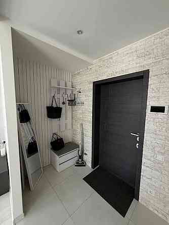 2к.кв, студия - спальня, пр. Дзержинского Донецк