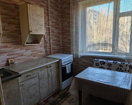 Сдам 3-к квартиру на Зеленом Макеевка