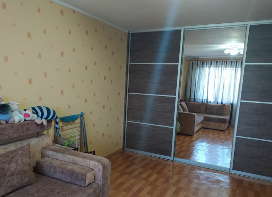 Продам 2-к квартиру на Батова Макеевка