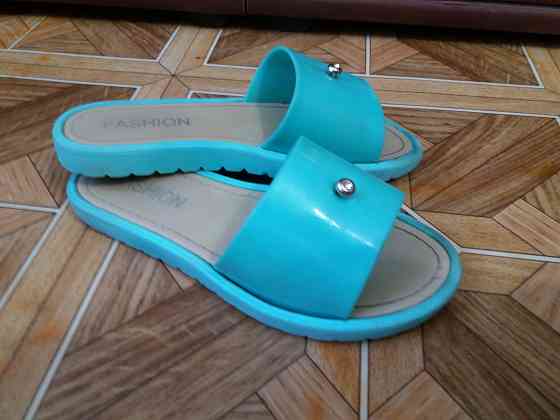 Продам босоножки шлепки р. 36 Донецк
