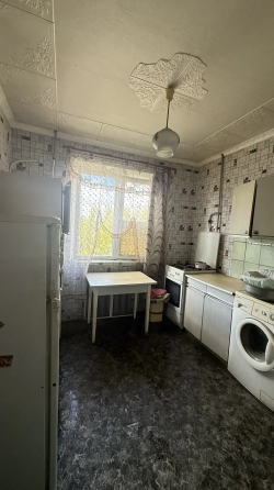 Продажа 2 к квартиры г.Макеевка мкрн Магистральный(универмаг) Макеевка