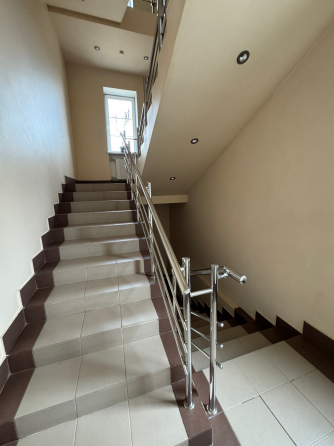 Продажа Фасадного Помещения- Проспект Богдана Хмельницкого - 400 м2 Донецк