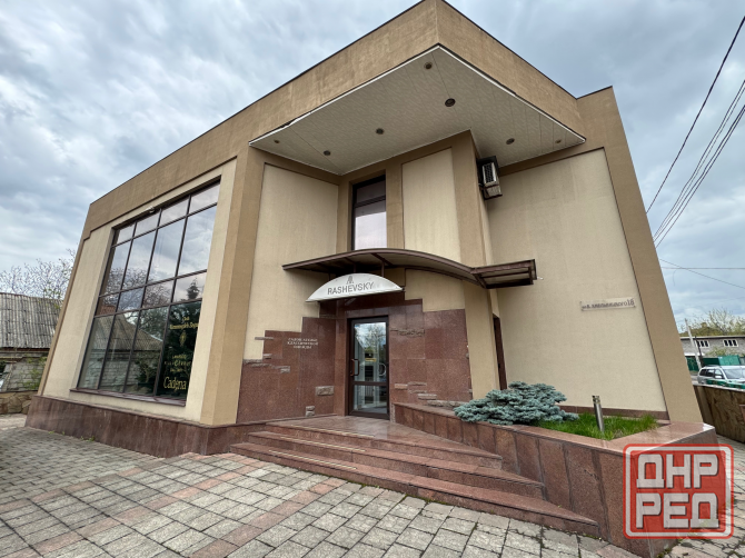 Продажа Фасадного Помещения- Проспект Богдана Хмельницкого - 400 м2 Донецк - изображение 1