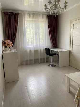 сдается уютная двухкомнатная квартира в Буденовском р-не Донецк