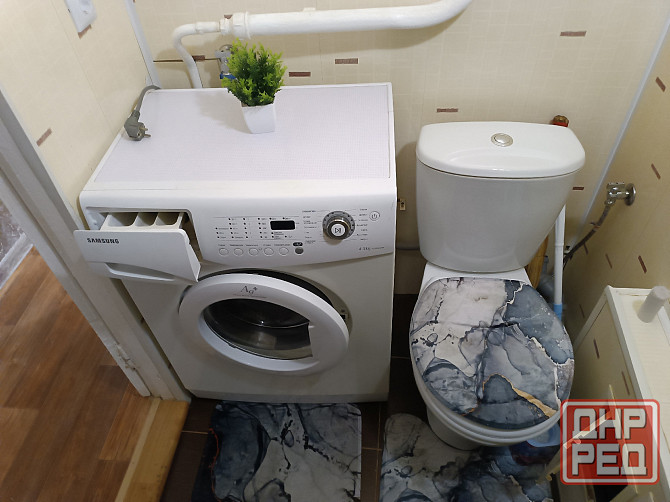 Сдам 1к квартиру, 5/5 .есть стиральная машина ,чайник , кухонный гарнитур. Донецк - изображение 2