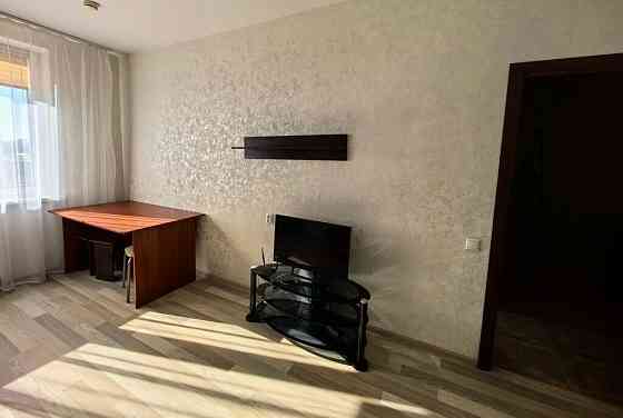 Сдаю однокомнатную квартиру 40.0 м² этаж 3/5 город Донецк, Ленинский район Донецк