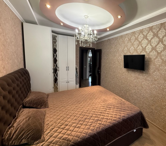 Продам 3-к квартиру на Гвардейке, м-н Калининский Макеевка