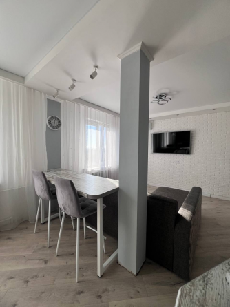 3-к квартира с дизайнерским ремонтом в центре - 71 м² Донецк