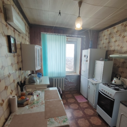 Продам 2-к квартиру на Бажанова Макеевка