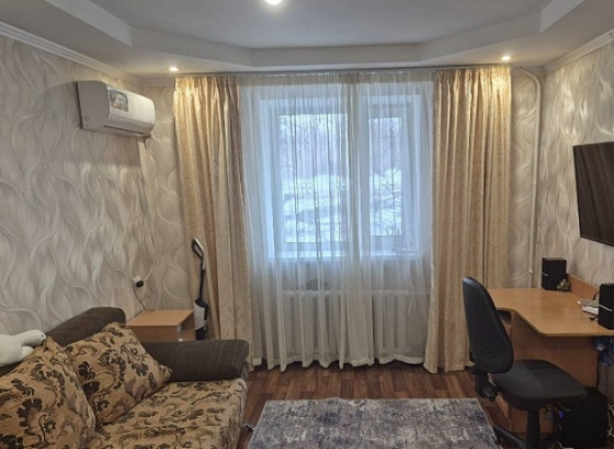 Продам 2-к квартиру на Восточном Макеевка