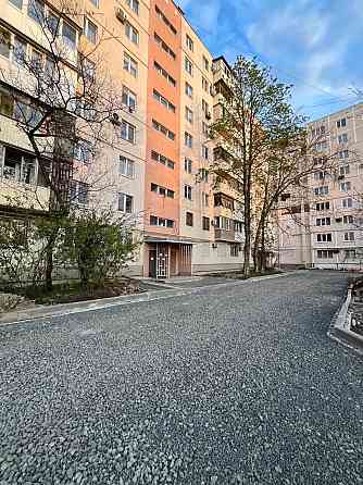Продается трехкомнатная квартира в Центральном районе Мариуполь