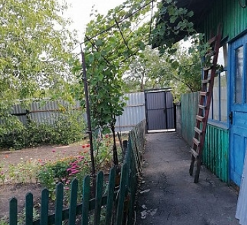 Продам 1/2 часть дома ( дом на 2 хозяина) на Красной Звезде Макеевка