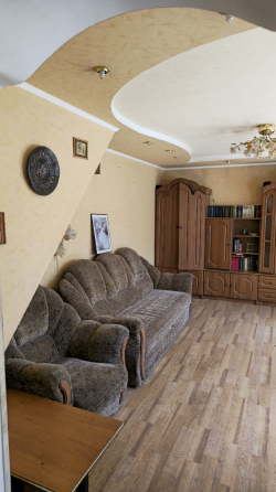 Продам 2-х этажный 3-ком. дом в Калининском районе Донецка. Донецк