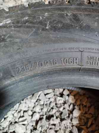 Шина Тоя две шт. Донецк