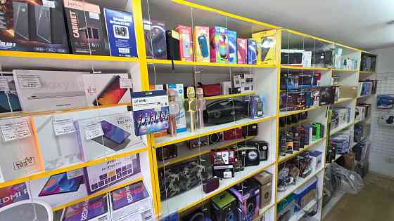 Продается стеллаж пристенный 5 шт Высота всех стеллажей 229см, Глубина 40см Ширина 1 стеллаж - 100см Донецк