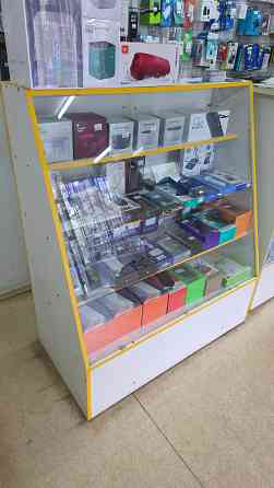 Продается прилавок-витрина 3шт в Донецке Донецк