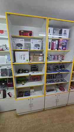 Продаются стеллажи с стеклянными дверцами и замками - 3шт Высота 240см ширина 79см глубина 42см Донецк