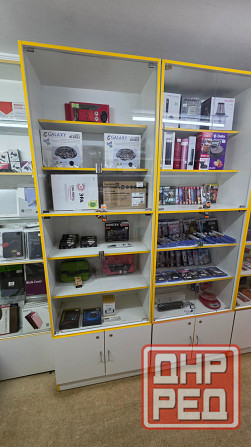 Продаются стеллажи с стеклянными дверцами и замками - 3шт Высота 240см ширина 79см глубина 42см Донецк - изображение 3