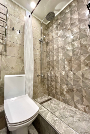 Посуточно 1-к квартира Макеевка