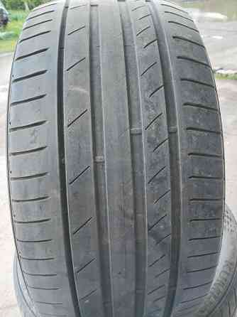 Продаю резину летнюю 285 40 21 Донецк
