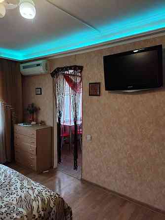 Продам отличную 1-квартиру. Центральный район Донецка. Ремонт. Донецк