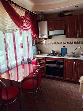 Продам отличную 1-квартиру. Центральный район Донецка. Ремонт. Донецк