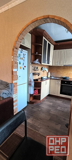 Продам 2 ком. кв-ру, Гвардейка, 10 магазин Макеевка - изображение 2