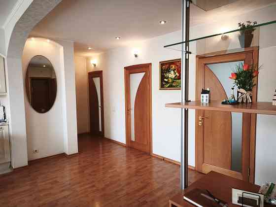 Аренда 4- комн.квартиры б.Пушкина Донецк