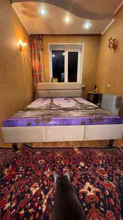 Продам кровать двуспальную с матрасом Донецк