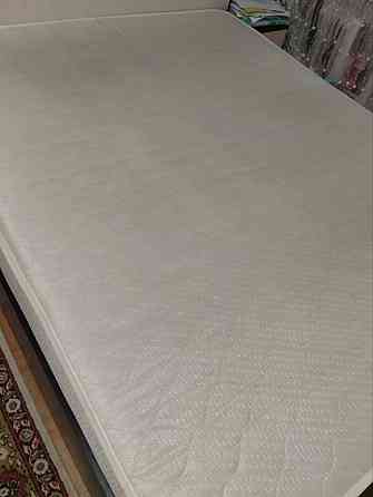 Кровать в хорошем состоянии с матрасом!!! Донецк