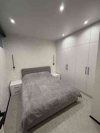 Сдаю 2 к.кВ, Ленинский район, ул.Ионова 18, Рынок Соловки Донецк