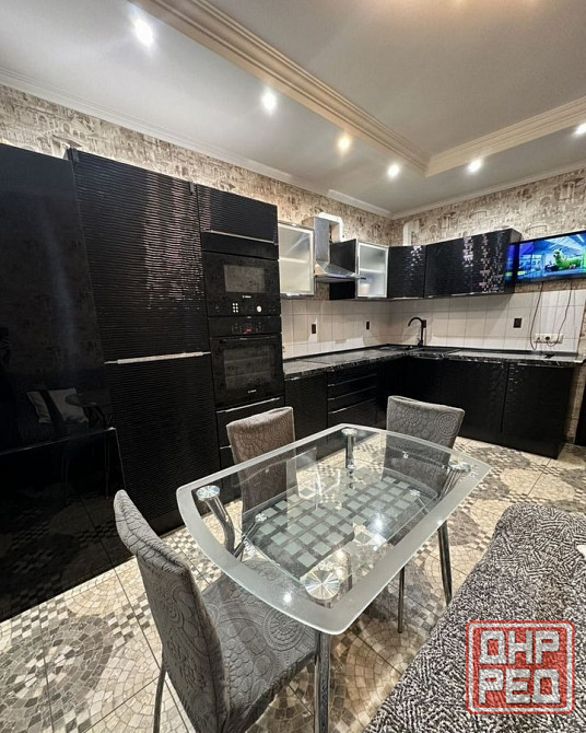 Сдаю двухкомнатную квартиру 70.0 м² этаж 4/8 Ворошиловский район, район Крытого рынка Донецк - изображение 4