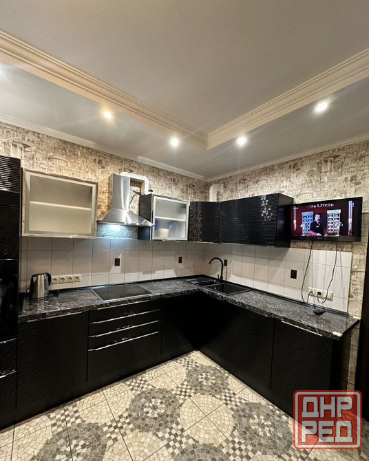 Сдаю двухкомнатную квартиру 70.0 м² этаж 4/8 Ворошиловский район, район Крытого рынка Донецк - изображение 7