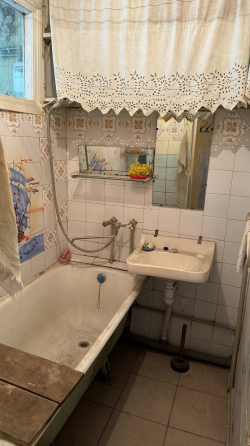 Продажа 3 комнатной квартиры Макеевка, 28 линия, ул. Островского Макеевка