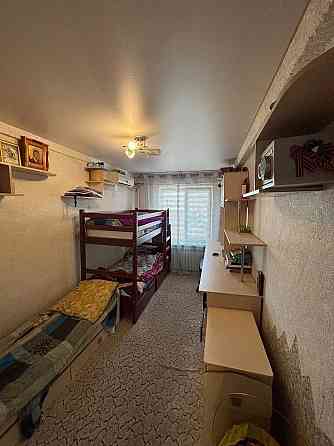 Продам 2-х комнатную квартиру в Макеевке,м-н Комсомольский ( остановка почта) Макеевка