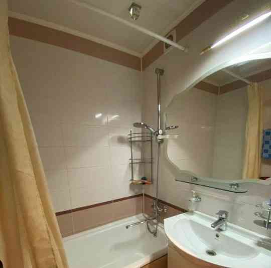 Сдаю двухкомнатную квартиру 48.0 м² этаж 3/9 город Донецк, Донецк