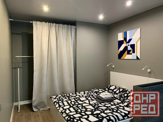 сдаётся уютная квартира студия в Ворошиловском районе. Улица Розы Люксембург, 29 Донецк - изображение 2