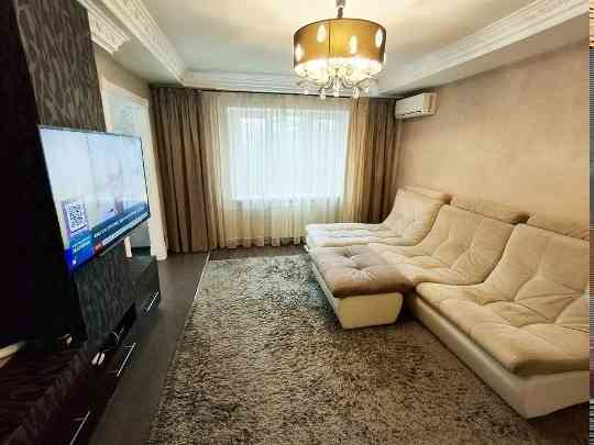 2х комнатная студия в Ворошиловском районе, ул. Набережная Донецк