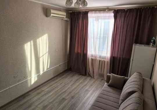 Сдаю двухкомнатную квартиру 45.0 м² этаж 3/5 Калининский район, Калининский рынок Донецк